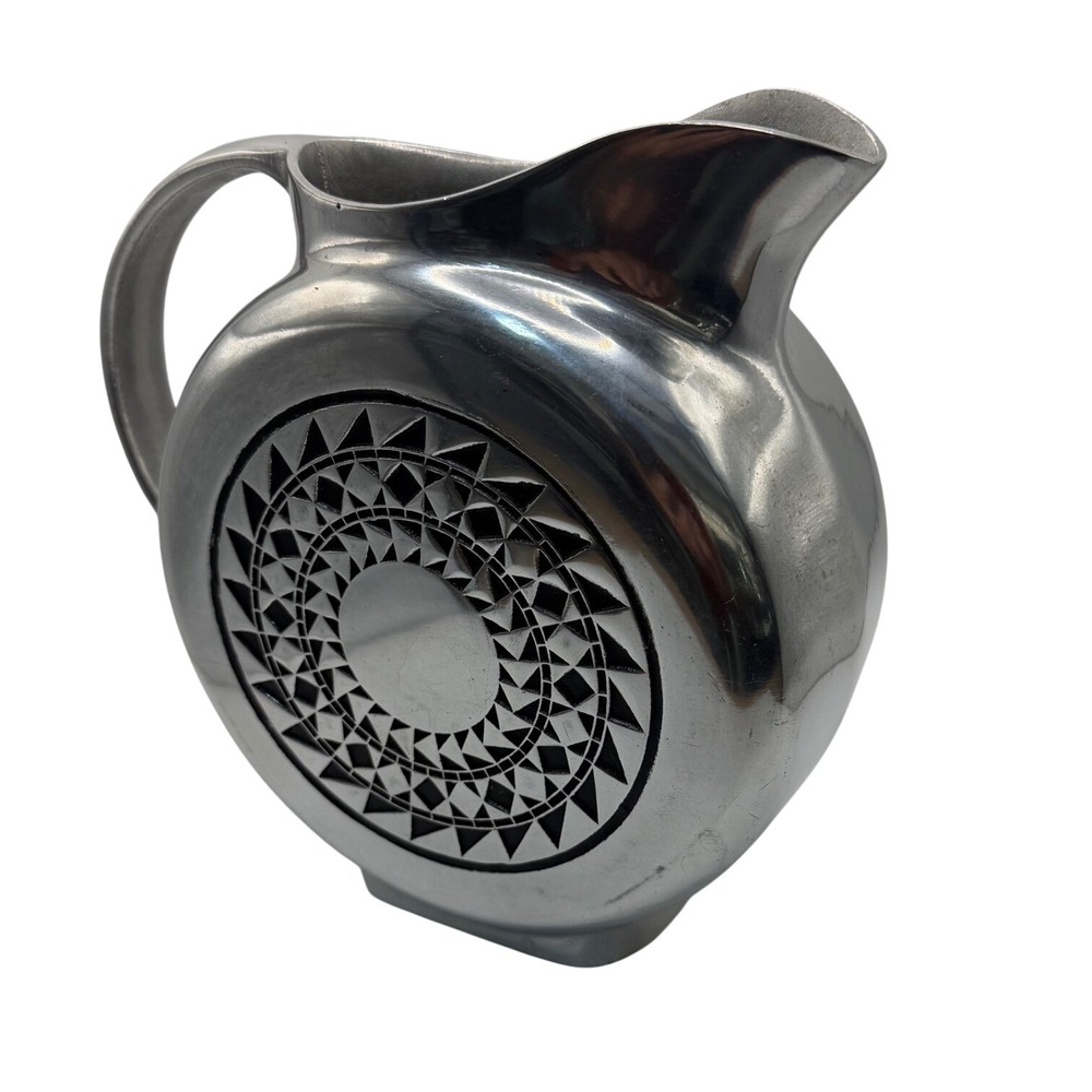 Wilton Armetale Pewter Pitcher Geometric Sunburst Medallion Tilt Jug USA Vintage